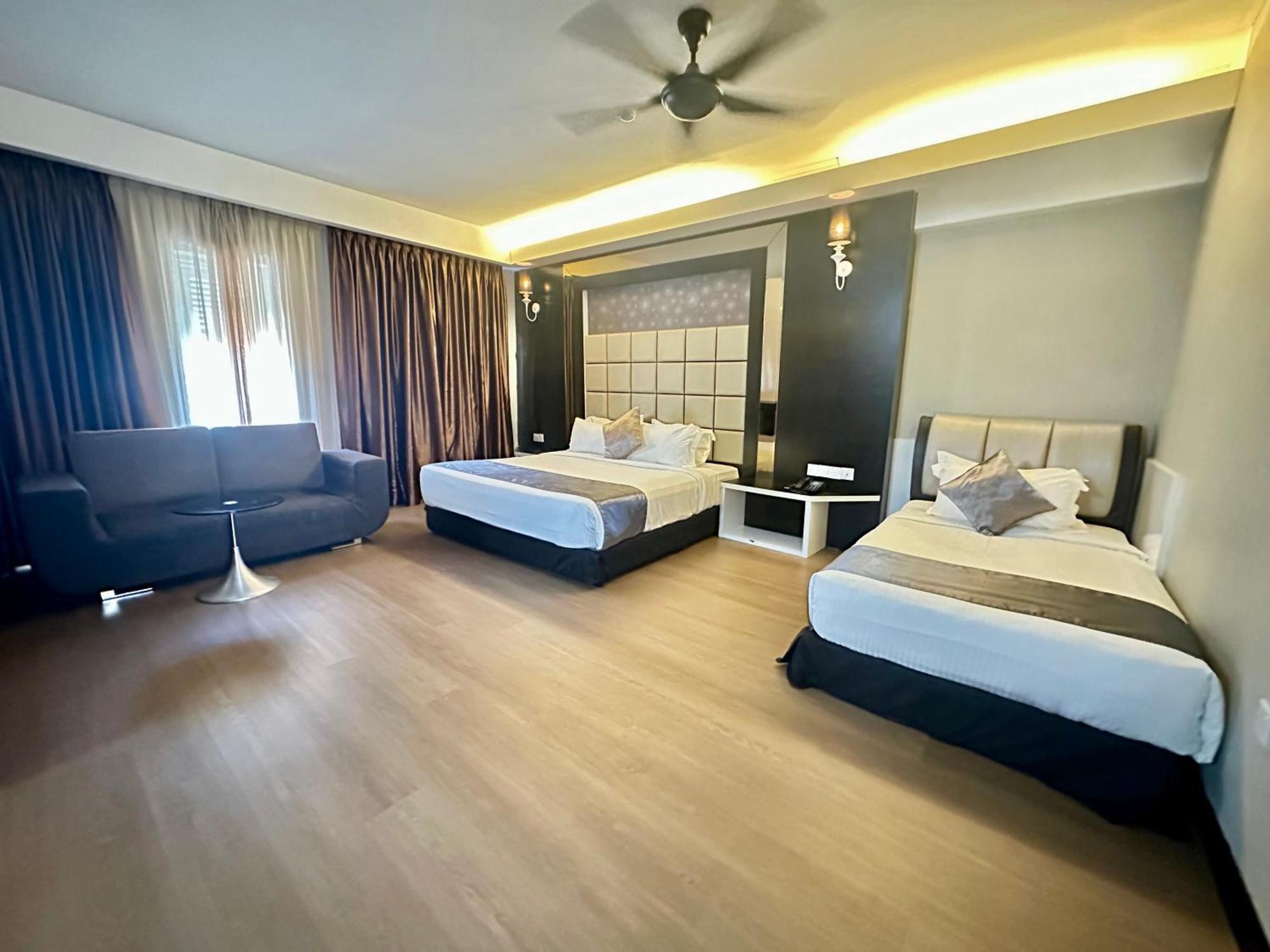 The Sterling Boutique Hotel Melaka Exteriör bild